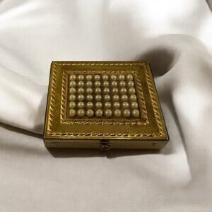 Vintage Faux Pearl Gold Tone Metal Etched 1930-1950 Compact Pill Box Dorset 3"